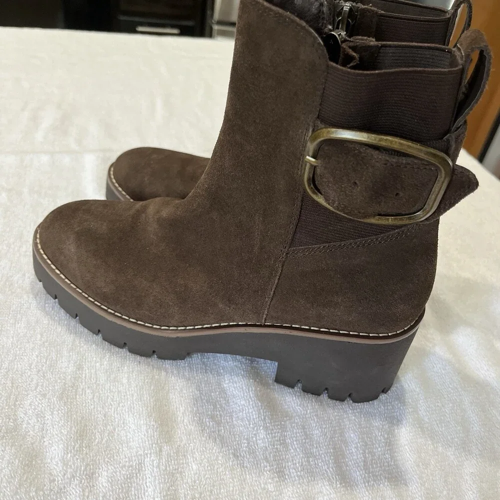 Blondo Women’s Dahlia Brown Suede Chelsea Boot‎ Lug Sole Waterproof Grunge 5.5